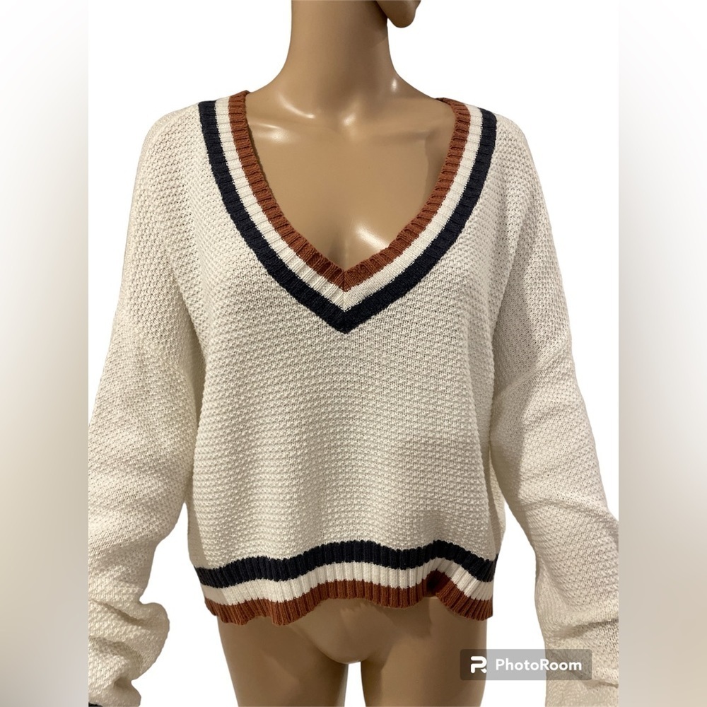 American Eagle  Women's Navy and White Jumper size M